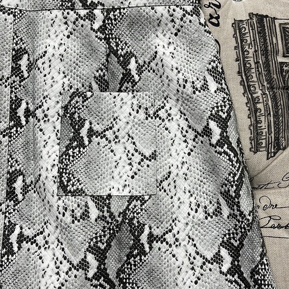 Honey Punch Deep V Neck Snake Print Dress - Picture 11 of 11